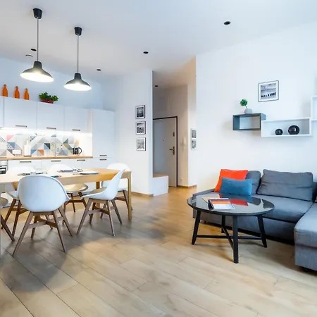 Victus Spacious Apartments In The City Center By Noclegi Renters-3